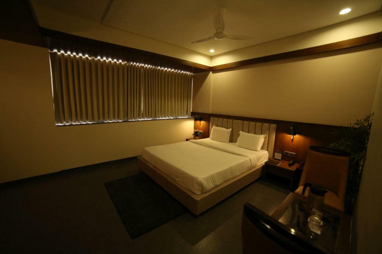 Hotel Avaante Ahmedabad Formerly Known As The Orchid Hotel Εξωτερικό φωτογραφία