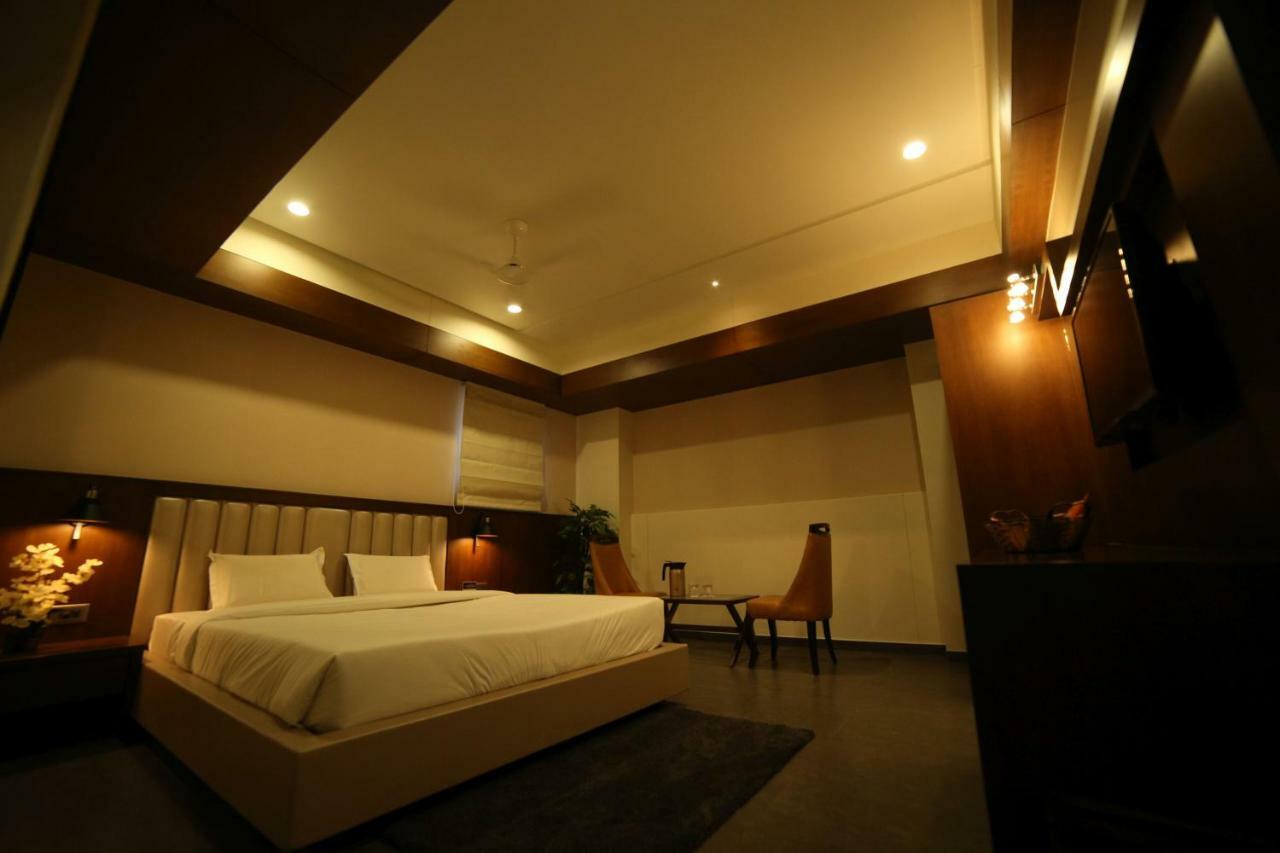 Hotel Avaante Ahmedabad Formerly Known As The Orchid Hotel Εξωτερικό φωτογραφία